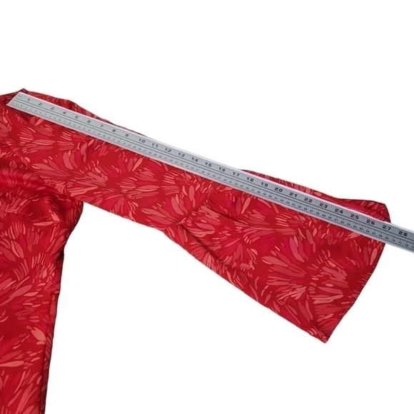 Banana Republic Red print top from US L - Picture 7 of 9